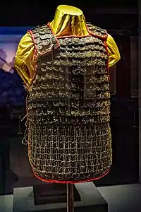 Another variant of Han dynasty lamellar armour