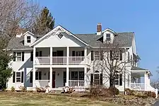 Colonial Revival style house on Amwell Road