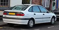 1994–1998 Renault Laguna (hatchback)