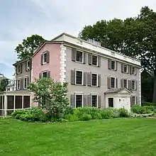 Exterior view of the Hooper-Lee-Nichols House in Cambridge, Massachusetts, built in 1685 and transformed into a Georgian mansion in the 1730s