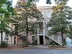 Frances Threadcroaft Duplex, 301–307 East Harris Street