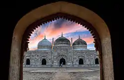 The Abbasi Mosque at the nearby Derawar Fort