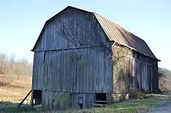 Bank barn on Altitude-Miller Hill Road