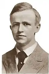 Portrait photo of Avery Hopwood