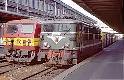 BB 16527, Dark green with white stripes (Lille, 1995).