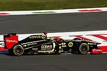 Bruno Senna racing for Renault F1 at the 2011 Italian Grand Prix.