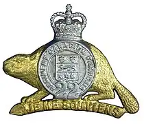 Cap badge of the Royal 22nd Regiment of the Canadian Army.