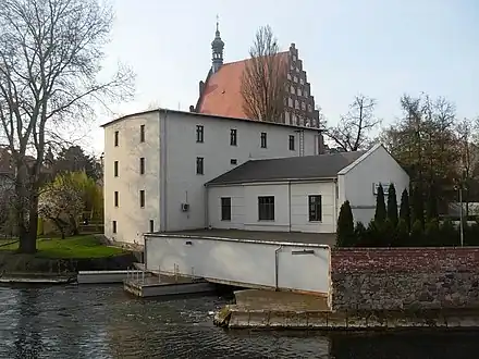 View with Bydgoszcz cathedral in the background