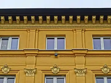 Elevation top, with adorned cornice