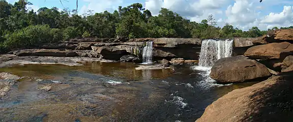 Tad Leuk, Phou Khao Khouay National Protected Area