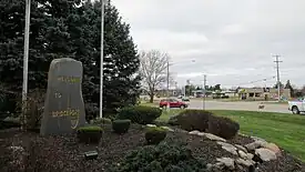 Welcome marker along Dixie Highway