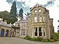 Broneirion, Courtyard gable