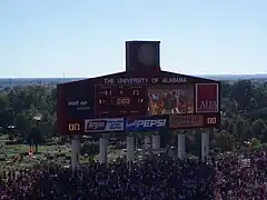 The south end zone scoreboard in 2007. Installed in 1998, the JumboTron was removed during 2009-2010 renovations.