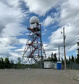 Station CXLA, a WSR-98R, of Landrienne in June 2019 with the base of its replacement in front.