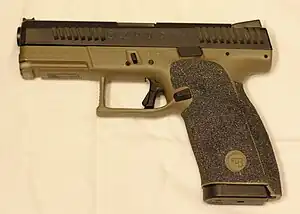 Pistol CZ P-10