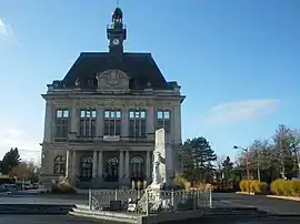 The town hall of Calonne-Ricouart