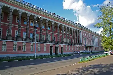 Moscow's longest colonnade consists of 16 dark columns set in a loggia