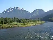 Dunajec and the Trzy Korony Mountain