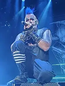 Gray performing with Mudvayne in 2022