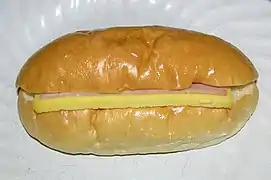 A ham and egg bun