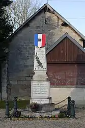 The monument to the dead of Chivres-Val