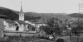 A general view of Claveisolles, at the beginning of the 20th century