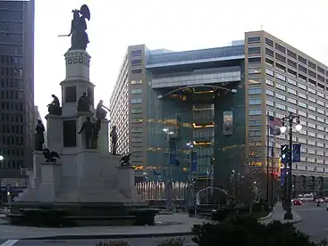 Compuware World Headquarters with Michigan Soldiers' and Sailors' Monument and Woodward Fountain