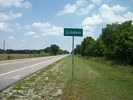 Eastbound SR 50 as it enters Linden, Florida.