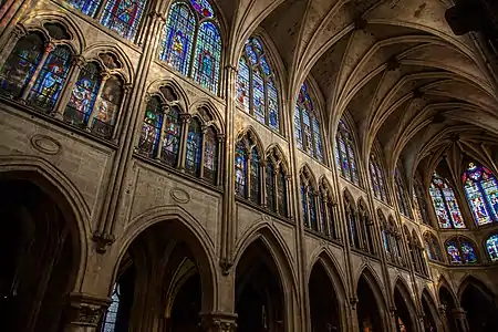 Upper windows of the nave and choir