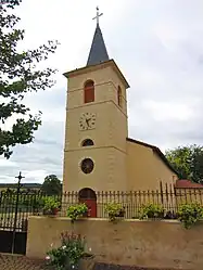 The church in Tragny