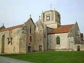 The church of Saint-Nicolas, in Magnils-Reigniers