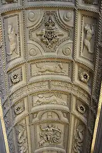 Coffered ceiling of Henri II stairway of Lescot Wing