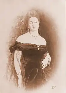 Esther Lachmann, Countess Henckel von Donnersmarck