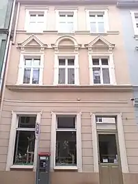 Facade at Nr.22