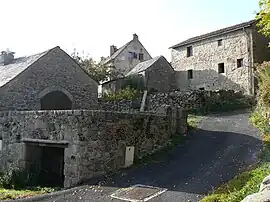 Buildings in Fraissinet-de-Lozère