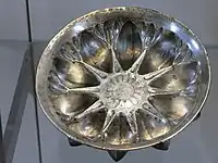 Gadrooned bowl. Silver. West of Iran. 700-500 BCE. Louvre museum