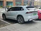 Rear of the Geely Xingyue L Hi-P