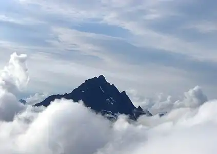 46. The Golden Hinde is the highest summit of Vancouver Island.