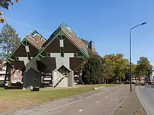 The three test cubes, seen from the Kasteel-Traverse.