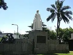 Monument in honor of Spain in Isabella I of Castile Square