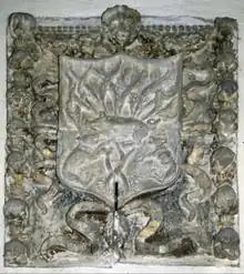 Isásaga Coat of Arms