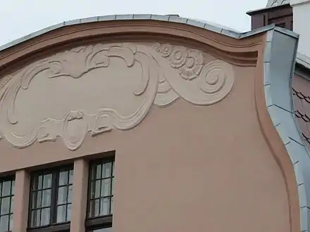 Detail of the vegetal volutes