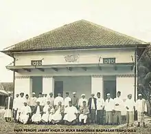 Habib Ali (front row: third from the left) with other founding members of Jamiat Kheir.