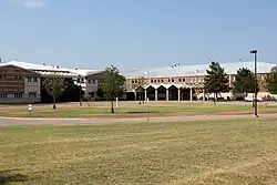 An image of the main entrance to Jasper High School from the primary parking lot