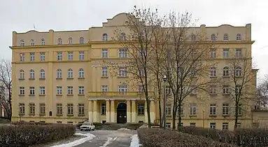 Chachmei Lublin Yeshiva and its synagogue