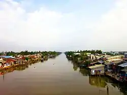 Bà market, Thành Lợi