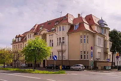 View of the frontage from Mickiewicz Alley