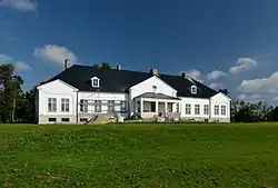 Kloodi manor main building