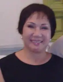 Vocalist Lệ Thu in 2008