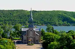 Sacred Heart Roman Catholic Church